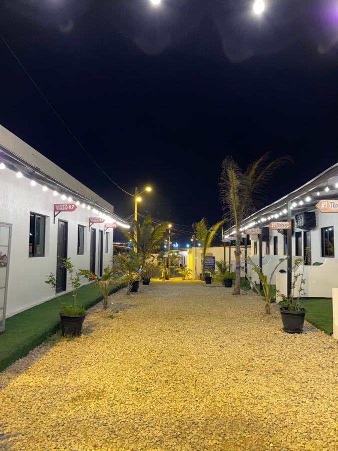 Hostal Tropicoco Hotel Playas Exterior foto